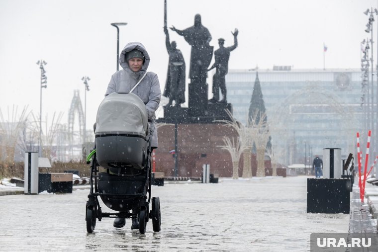 Как государство поддержит семьи в 2025: все о выплатах на детейНОВОСТЬ ПО ТЕМЕ