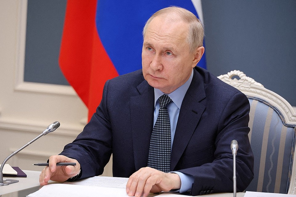    Владимир Путин подписал указ о призыве в 2025 году пребывающих в запасе граждан на военные сборы. REUTERS