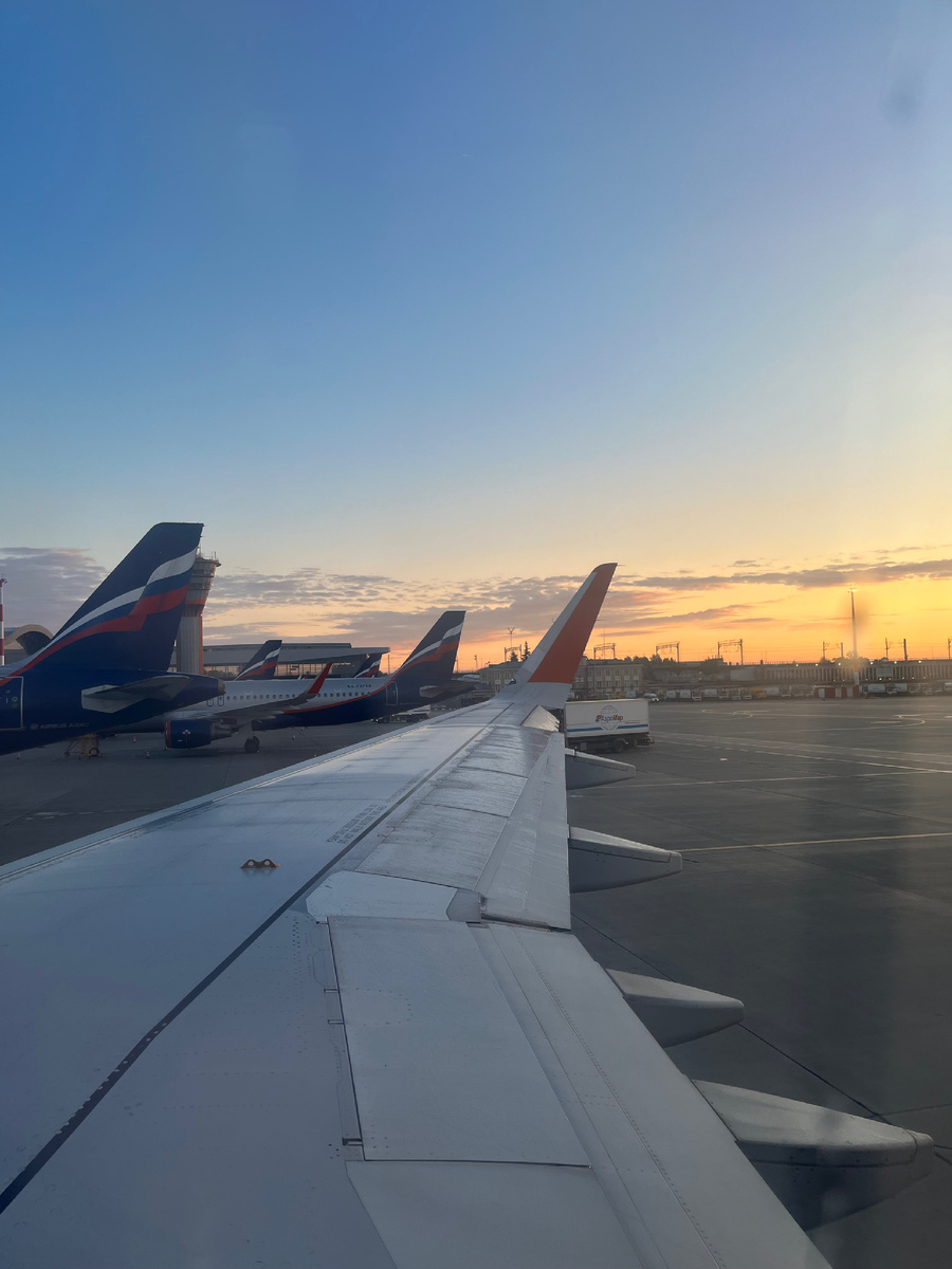 Восход аэропорт в Москве  Шереметьево 