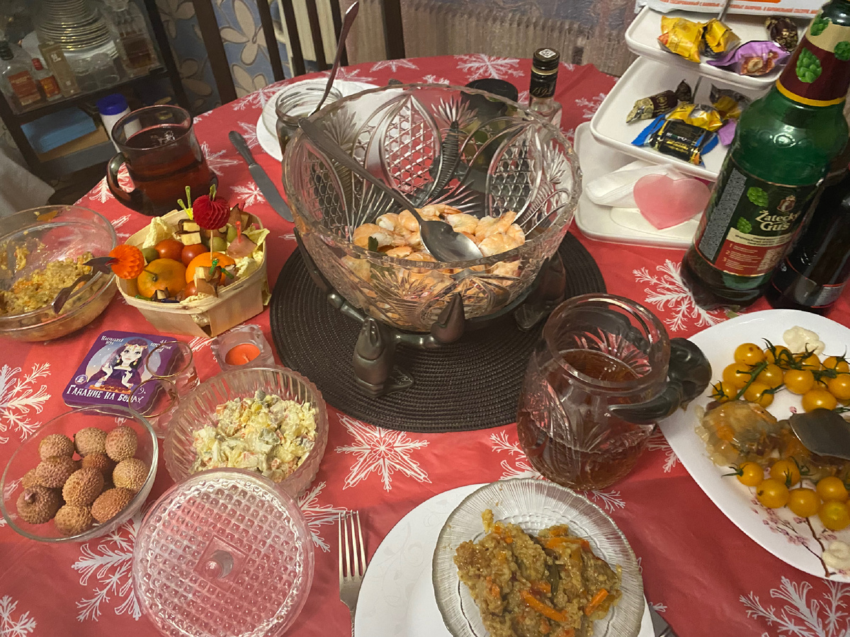 Застолье «ничего»-себе👏