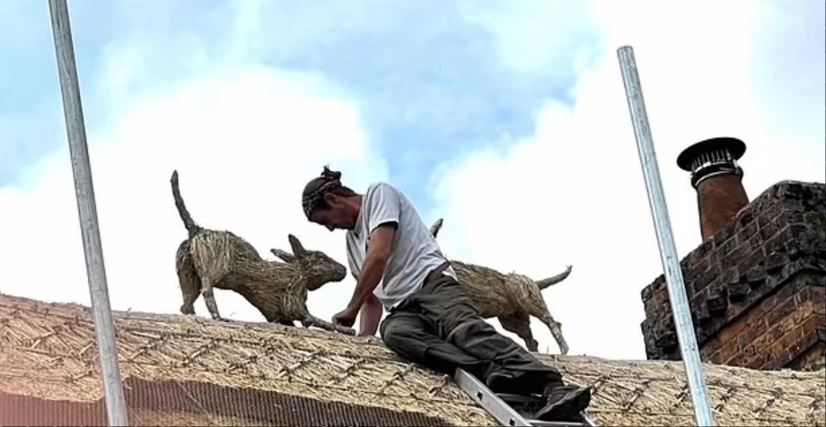 Крис Феллоуз за работой