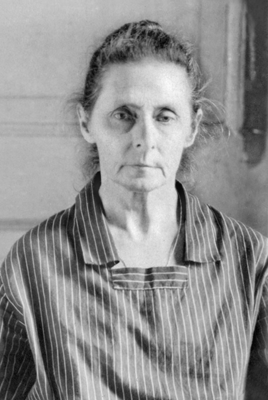 Евгения Петровна Доможирова. Тверская тюрьма. 1932 год. fond.ru