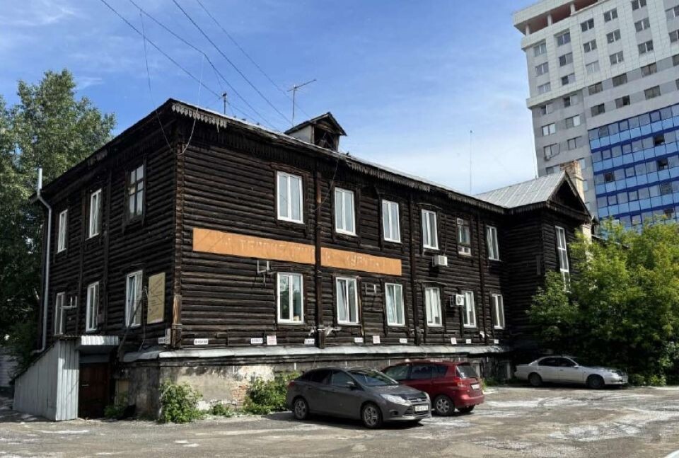    Зданик на ул. Никитина, 111. Источник: ПТМ "М-Арт"