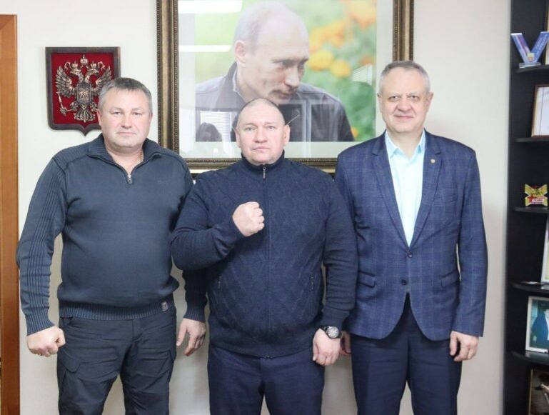    Алаверды от «Дядьки». В Красногвардейском районе гостят бойцы батальона БАРС-3 «Родина» Белов Михаил Александрович