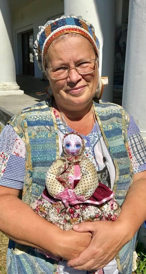 Дина Ерошеня https://vk.com/id165703544