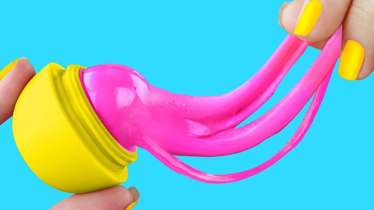 Антистресс-косметика: как она помогает сохранить здоровье кожи?