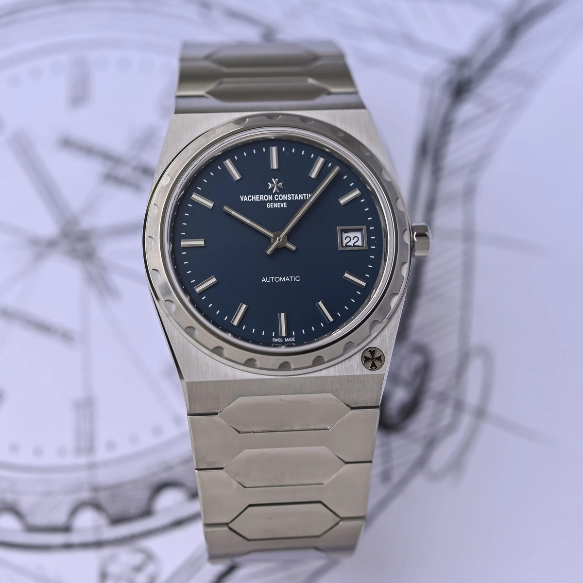 Фото: monochrome-watches.com