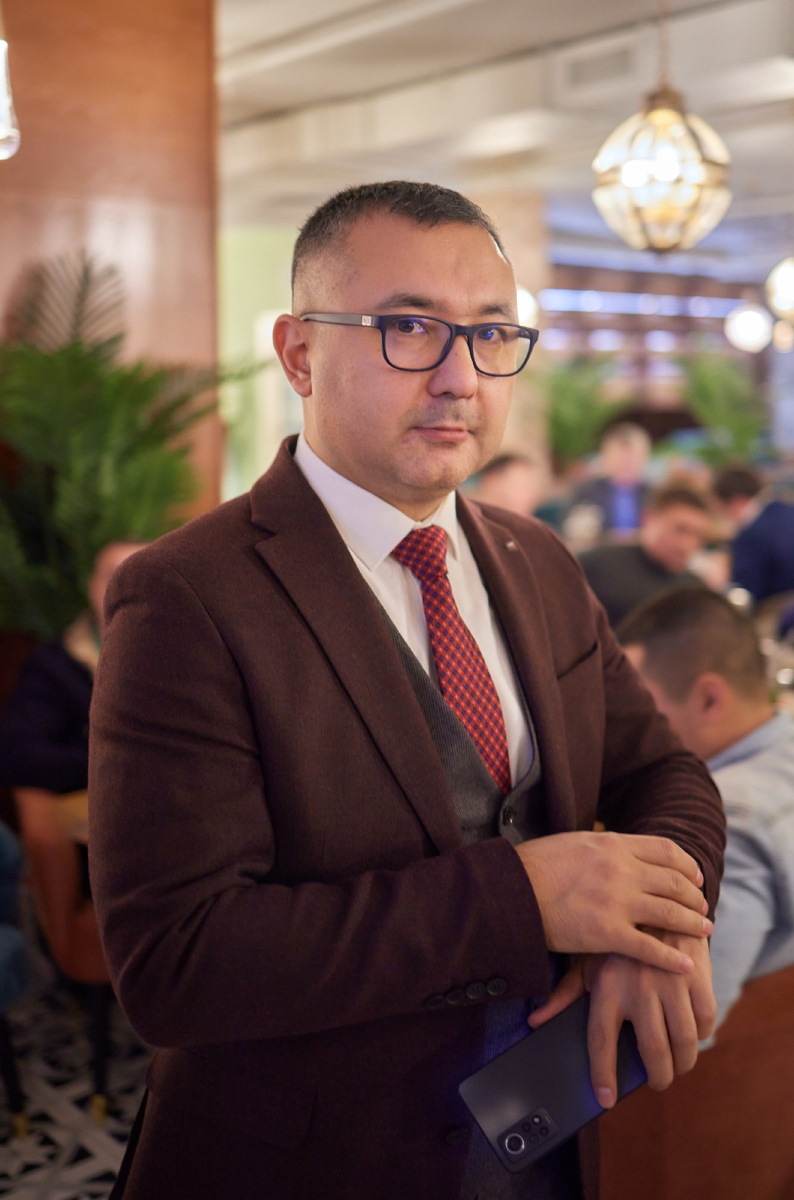 Промышленный блогер Тимур Лукманов