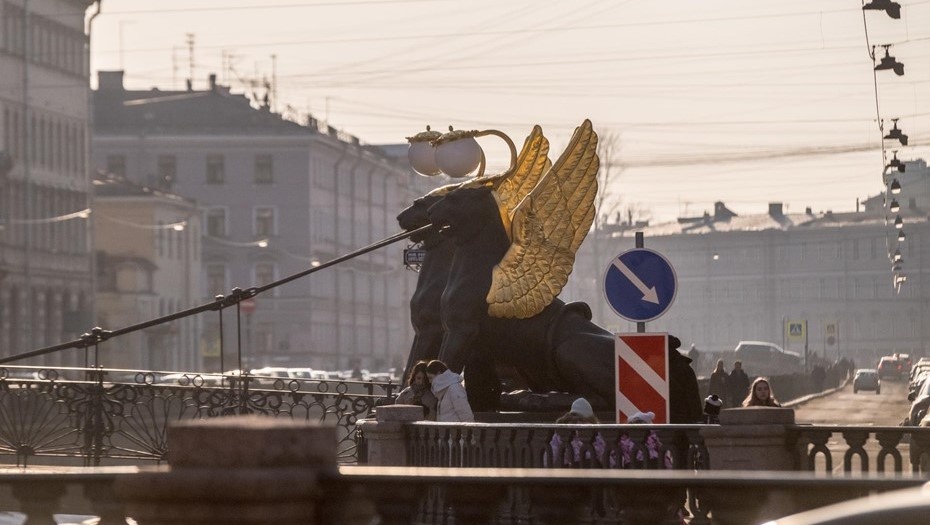    Солнечная погода в Петербурге. Автор фото: Тихонов Михаил