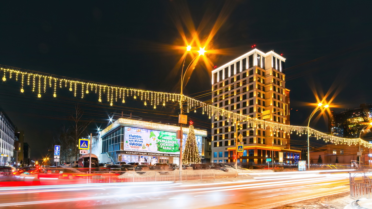 Концертный комплекс имени Владимира Маяковского. Новосибирск. Фотография - www.openmainphoto.ru