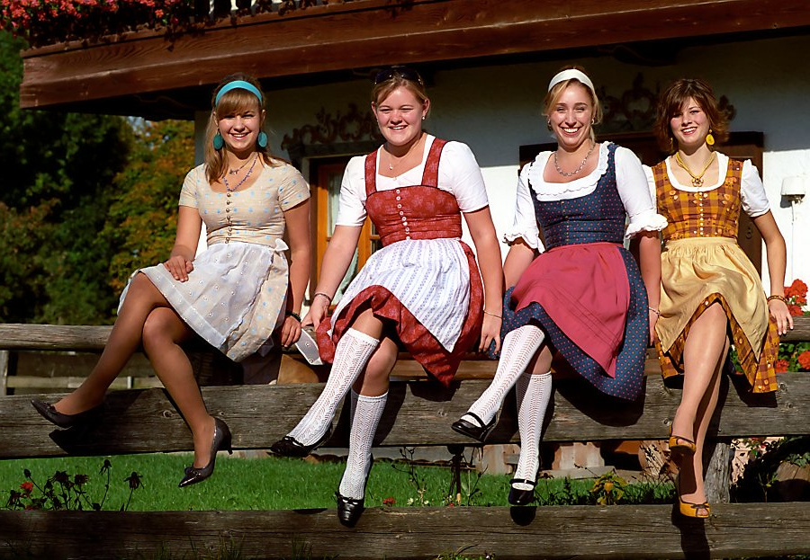 Германия: дополнительные разрешения для немецких дам в отличие от мужчин. Фото из Яндекс картинки