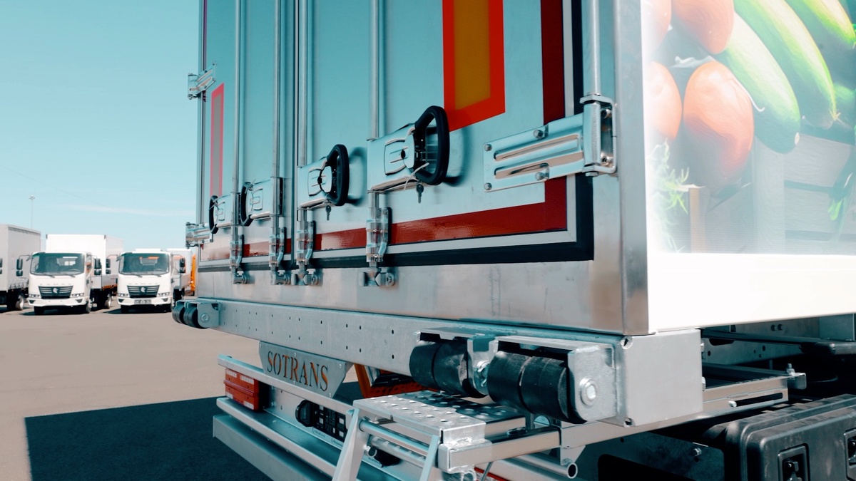 Рефрижераторный полуприцеп SOTRANS WALLAROO SIBERIA