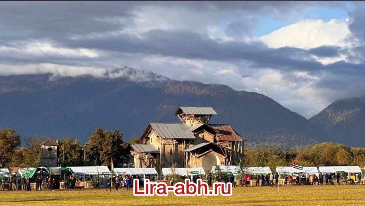 Лыхненский Храм Успения Богородицы X в.