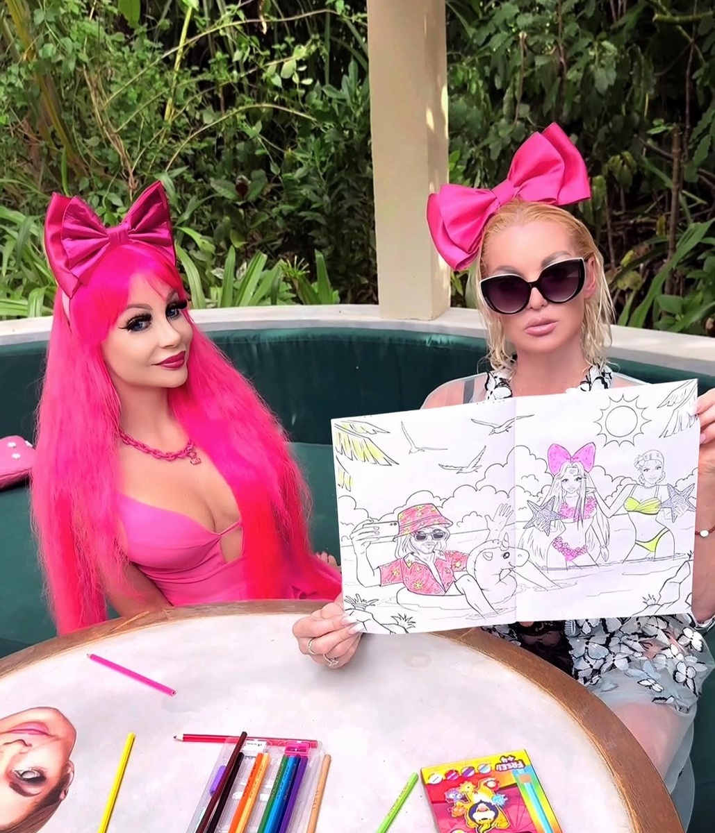 Анастасия Волочкова и Таня Тузова. Фото: соцсети/@volochkova_art