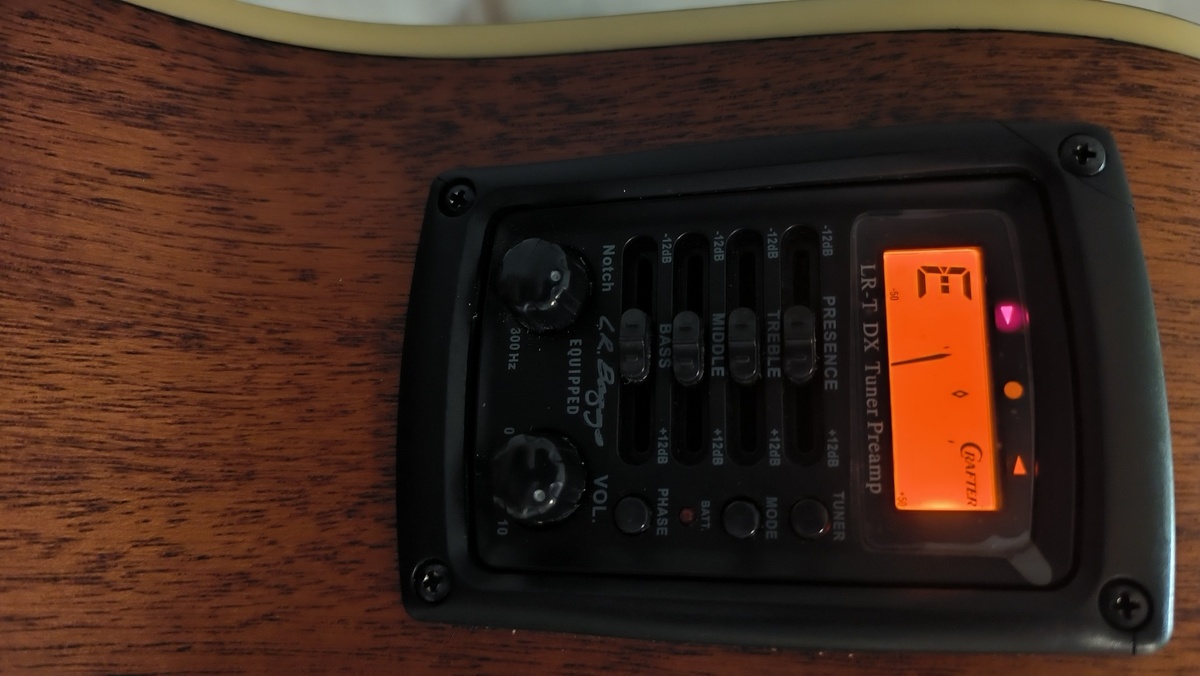 Фото для Службы поддержки Crafter: темброблок (он есть, если у вас электроакустическая гитара)