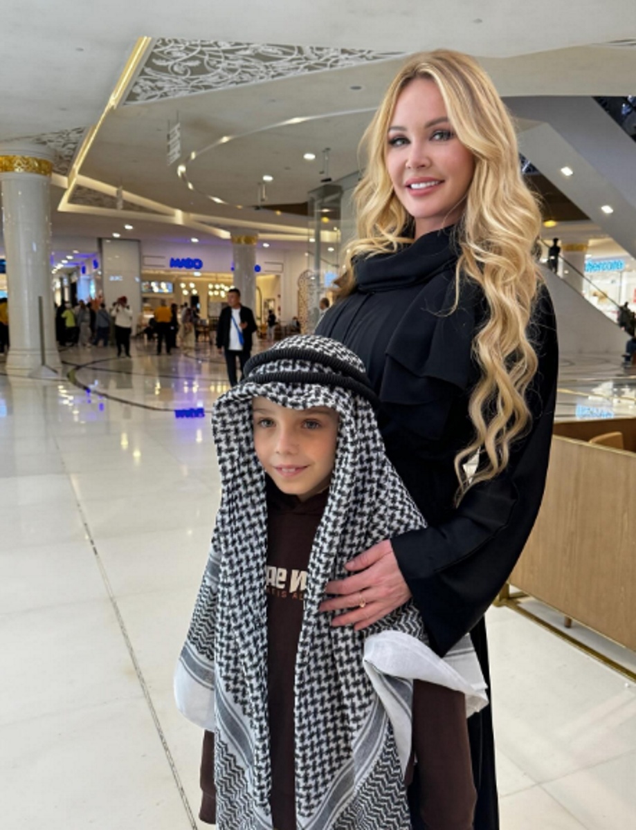 Дарья Пынзарь в Дубае с сыном Давидом. Фото: соцсети