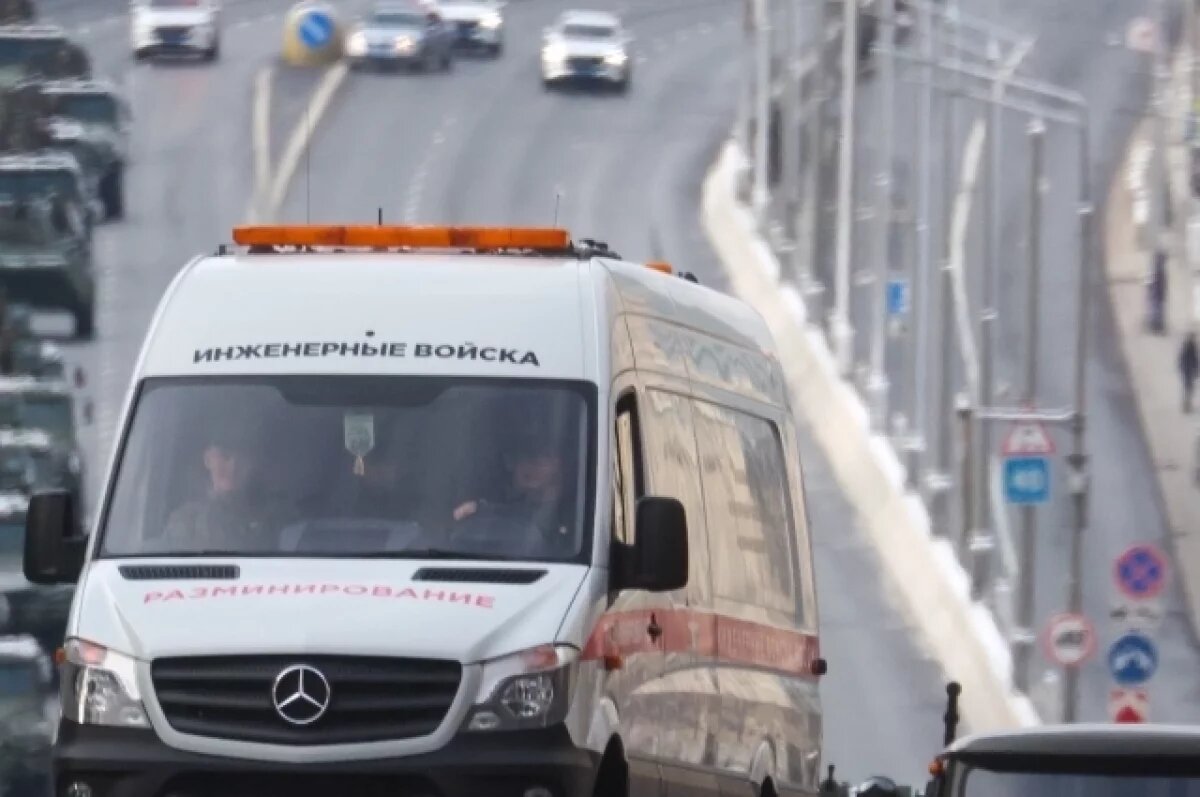    Сотни человек пришлось эвакуировать в Петербурге после угроз из США