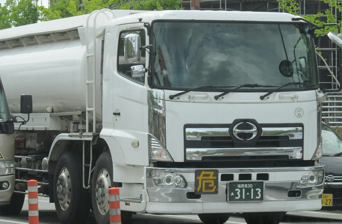 Грузовик Hino. Фото Unsplash