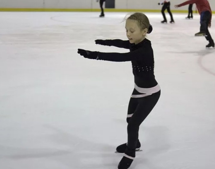 Катя Старшова с детства занималась фигурным катанием./Фото: rostov.kp.ru