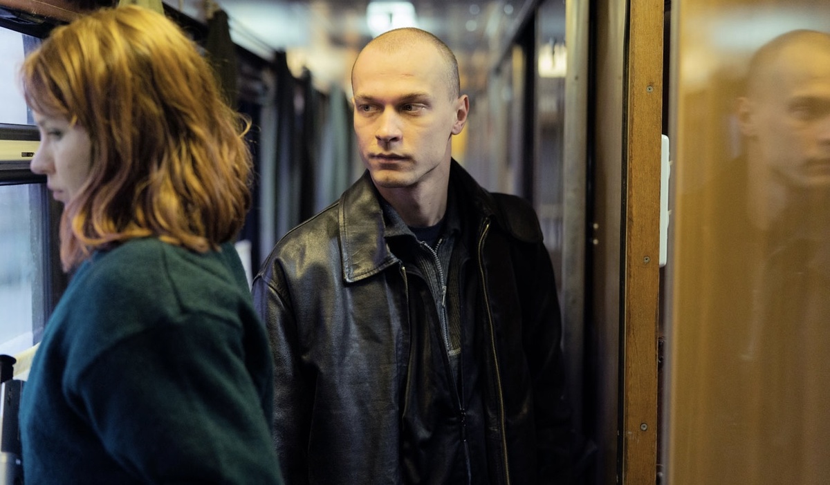 Кадр из фильма «Купе номер шесть» (2021)