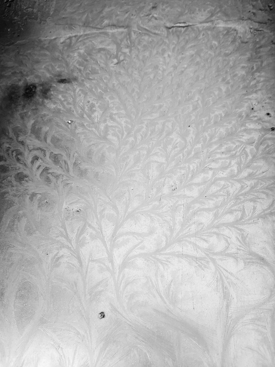 Немного обработала фото,чтобы лучше было видно.