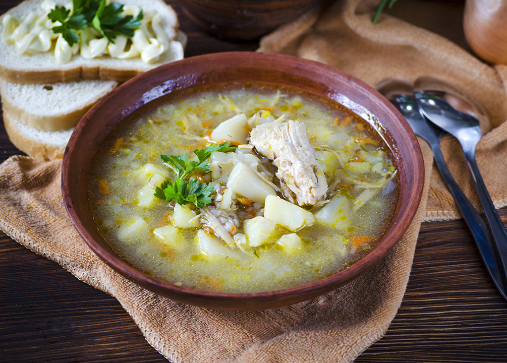 Кисловато-соленый вкус этого супа, один раз попробовав, уже ни с чем не спутаешь.