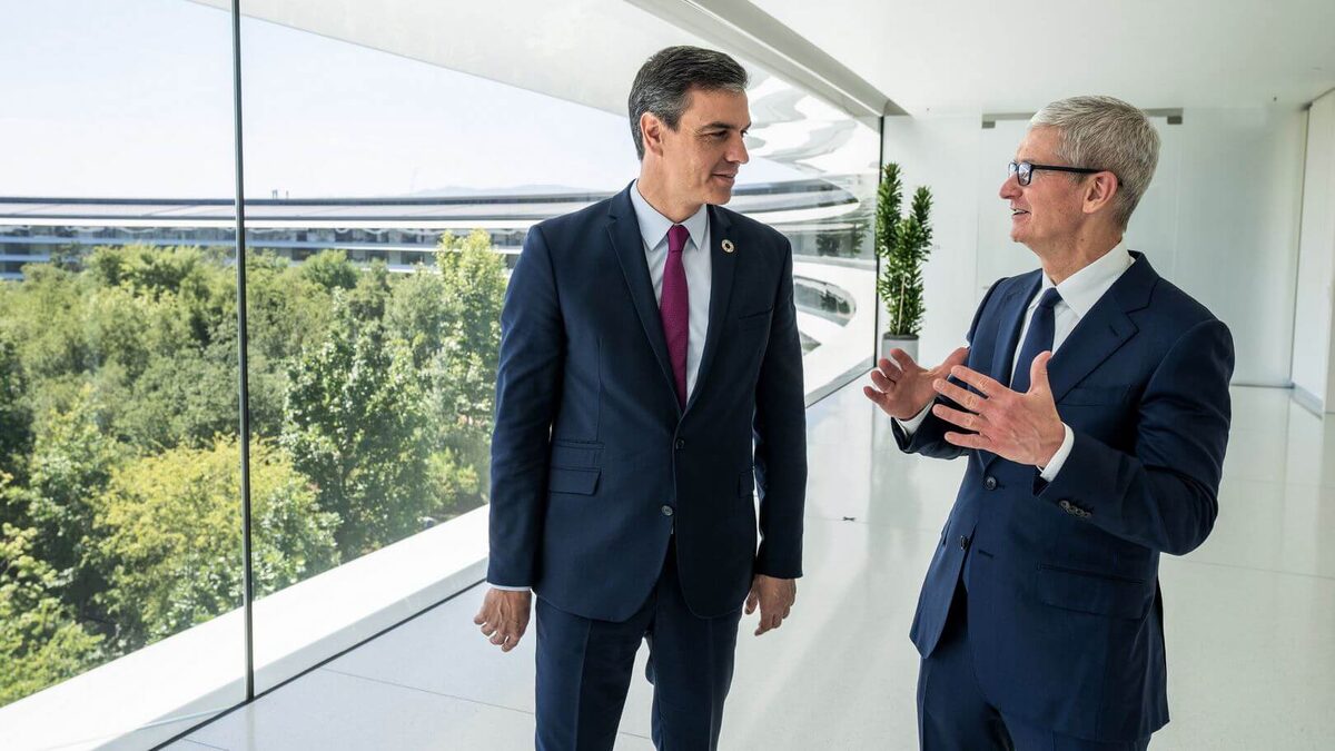    Тим Кук бывает в Apple Park не каждый день. Фото: 9to5mac
