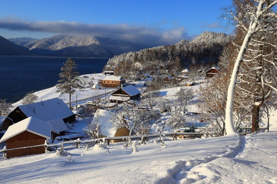    Снежные вихри на Телецком озере. Источник: Александр Лотов