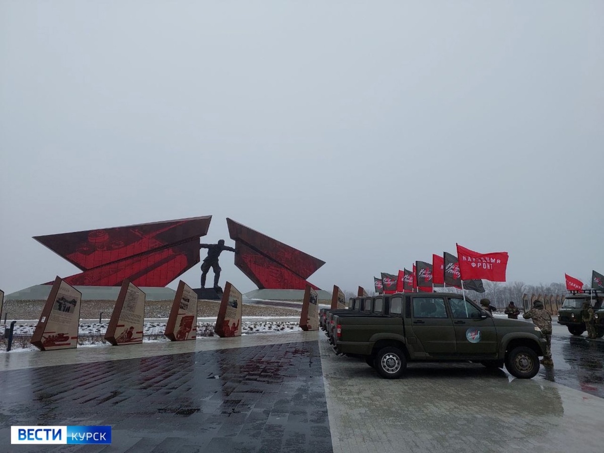    В Курской области Народный фронт передал морпехам 10 новых автомобилей «УАЗ»