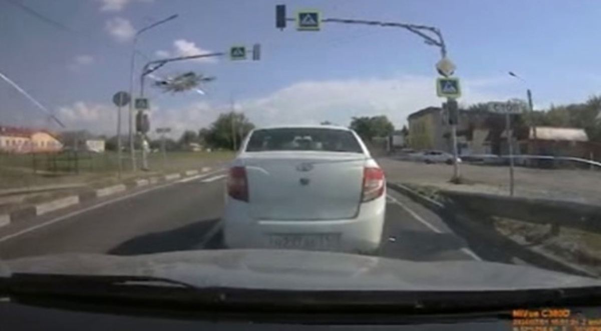    2 года без руля и 600 тысяч рублей - наказание водителя автобуса, устроившего ДТП в Курской области