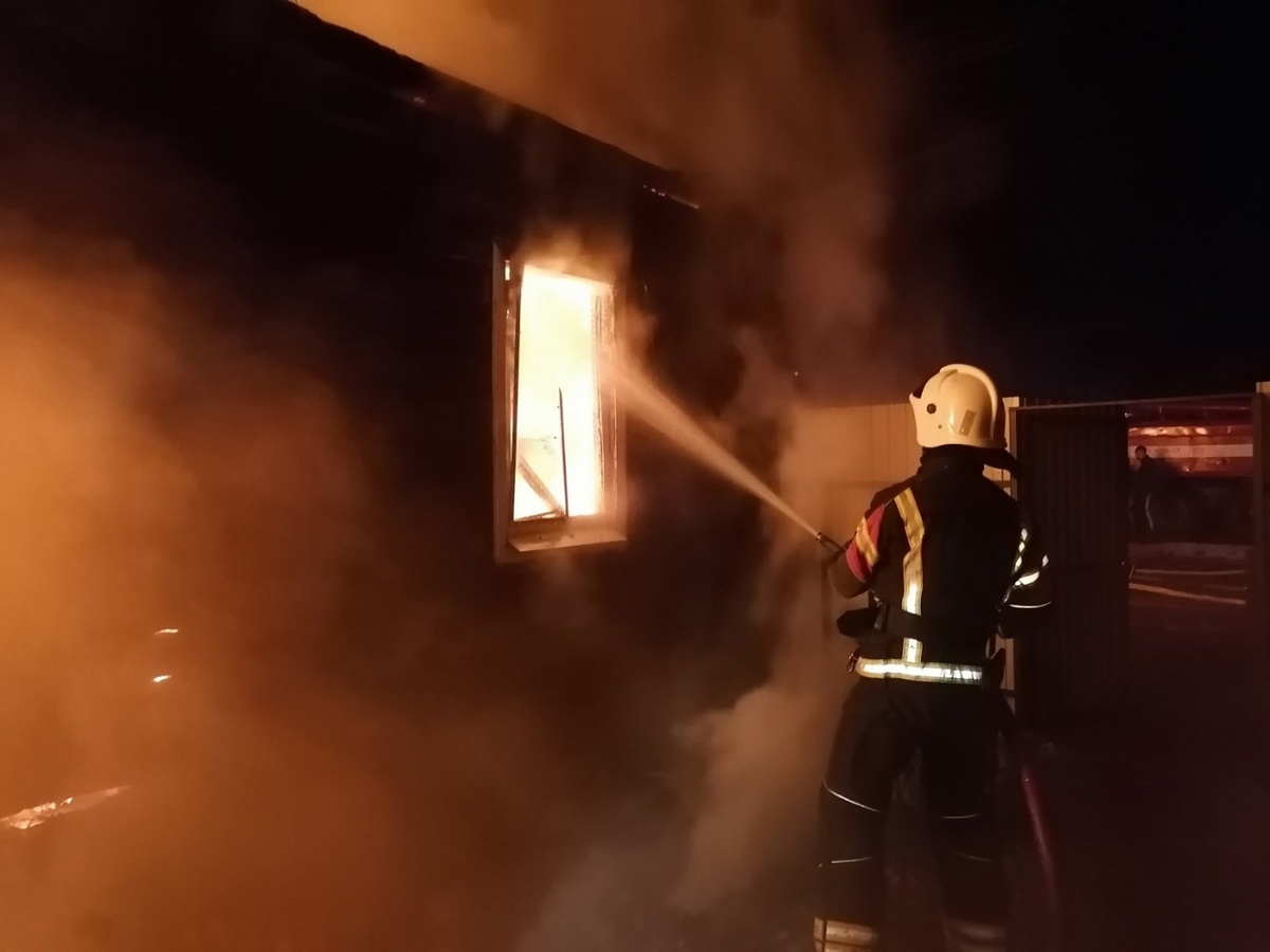 Для вызова пожарных можно позвонить по тел. 112