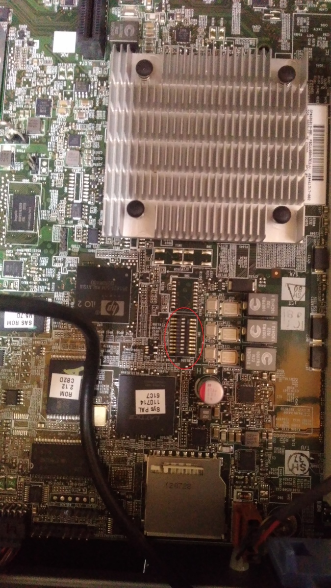 DIP переключатели на плате сервера.