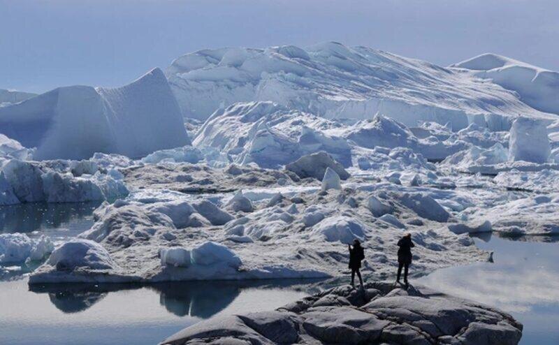 Виды Гренландии. Фото: Sean Gallup. Фотография взята из открытых источников.  📷
