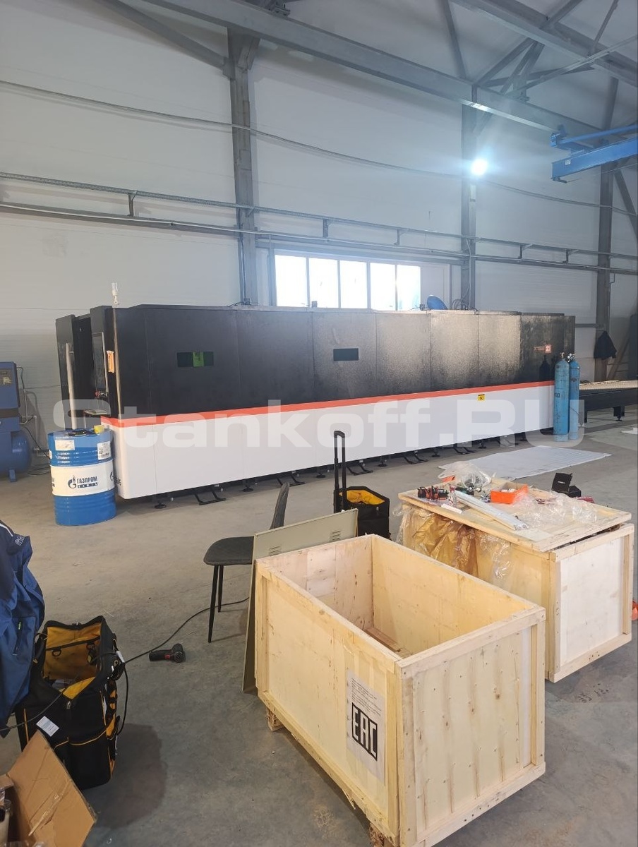  Оптоволоконный лазерный станок в защитной кабине XTC-1560G/6000 Raycus

