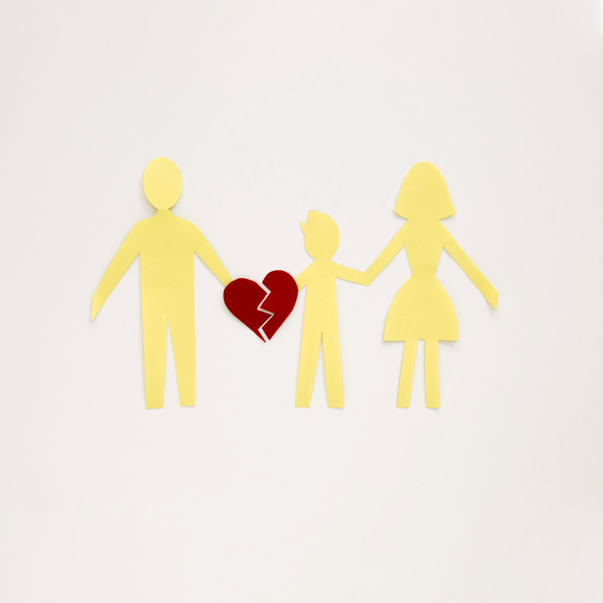 Как избежать ограничения родительских прав?