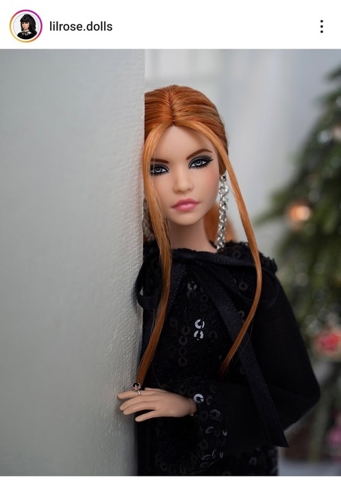 Автор указан на фото