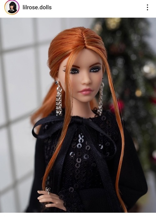 Автор указан на фото