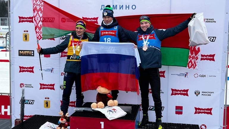    Антон Смольский, Даниил Серохвостов, Дмитрий Лазовский.СБР, t.me/russianbiathlon соцсети