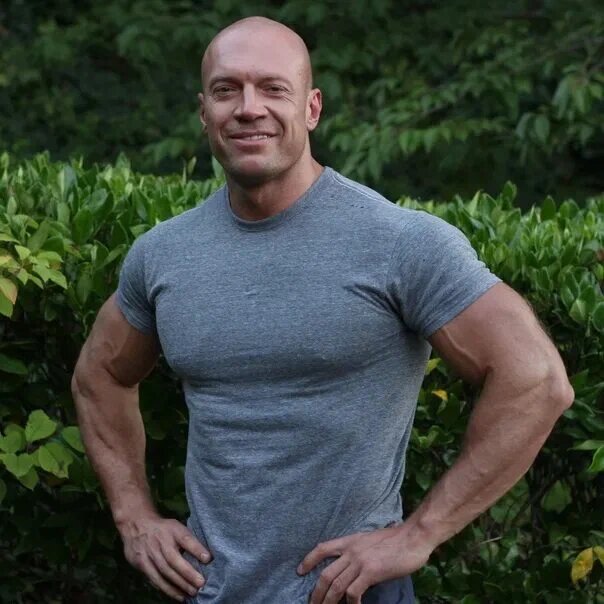 Денис Семенихин