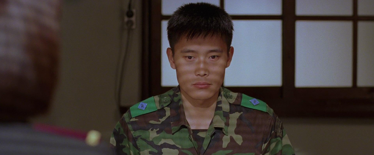 Кадр из фильма «Объединенная зона безопасности» (2000)