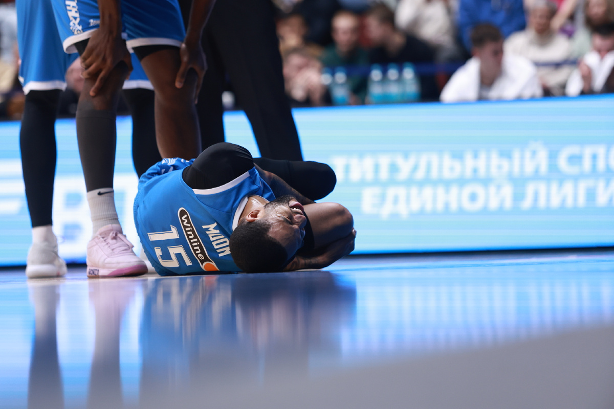 Ксавьер Мун получил травму во время матча с «НН»