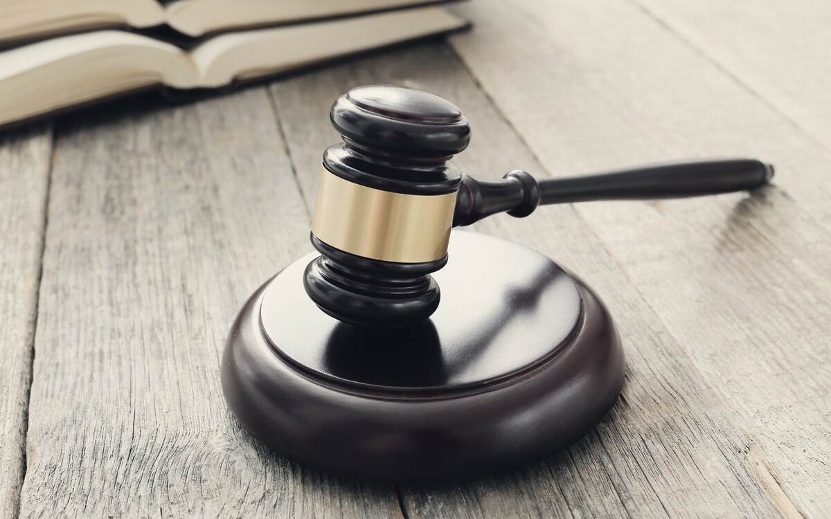    Липецкий завод «Полимер» дошел до апелляции из-за шлагбаума от Racool_studio на Freepik