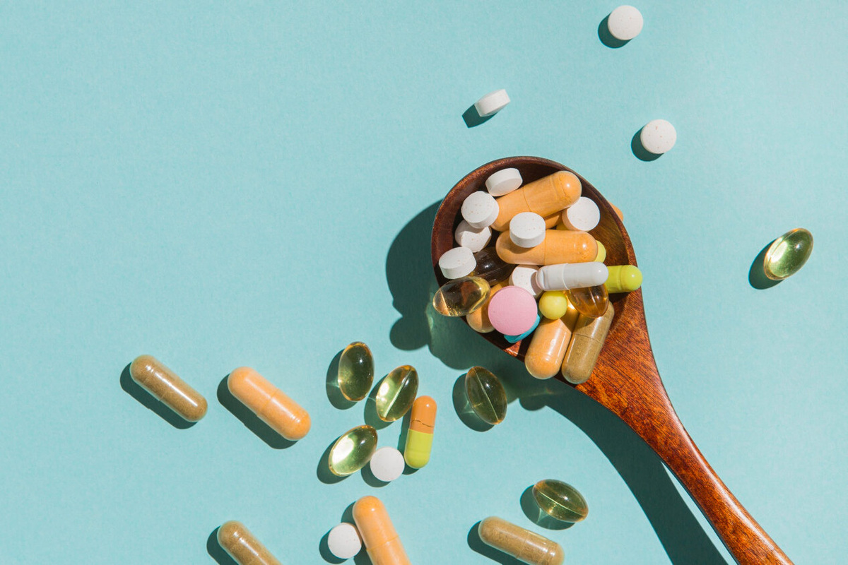     Почему витамины обозначаются буквами, а группа В еще и цифрами?