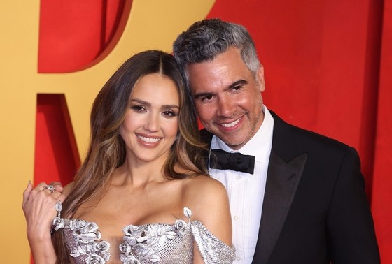    Джессика Альба и Кэш Уоррен