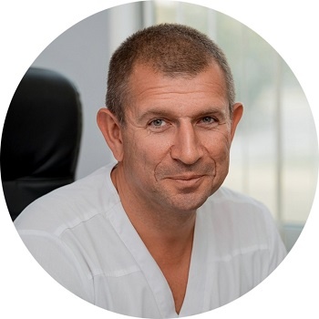 Игорь Яхновец, врач-хирург и флеболог центра проктологии и лазерной хирургии «МедКлиник»