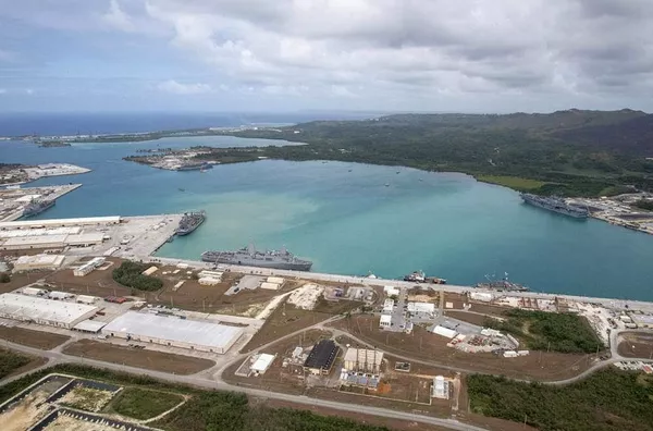 © Defense Visual Information Distribution Service
Гуам, десантные корабли USS America, USS Green Bay и USS Cable, 2020 год