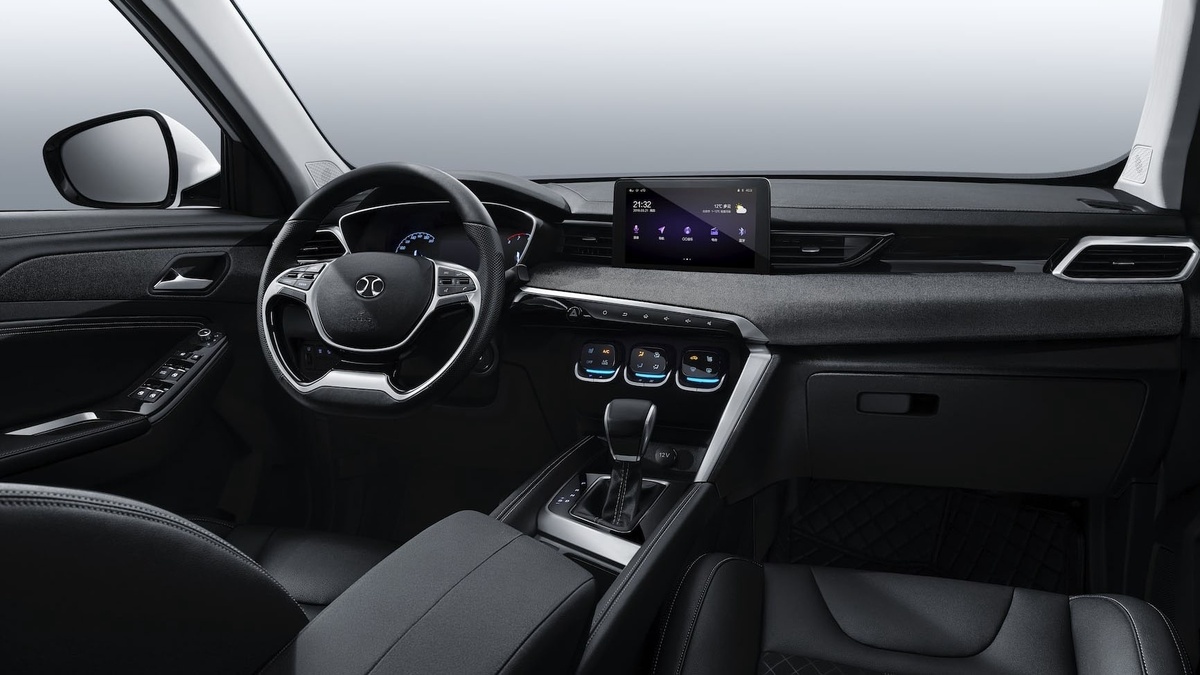 BAIC X35. Фото: BAIC  📷
