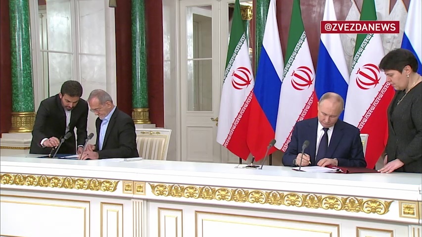    Фото: скриншот видео подписания Договора о всеобъемлющем стратегическом партнерстве @ZVEZDANEWS