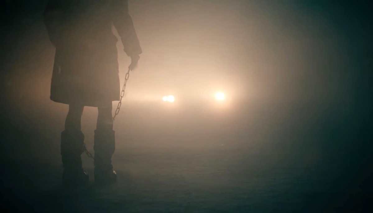 Скриншот из сериала "Мгла" ("The Darkness").