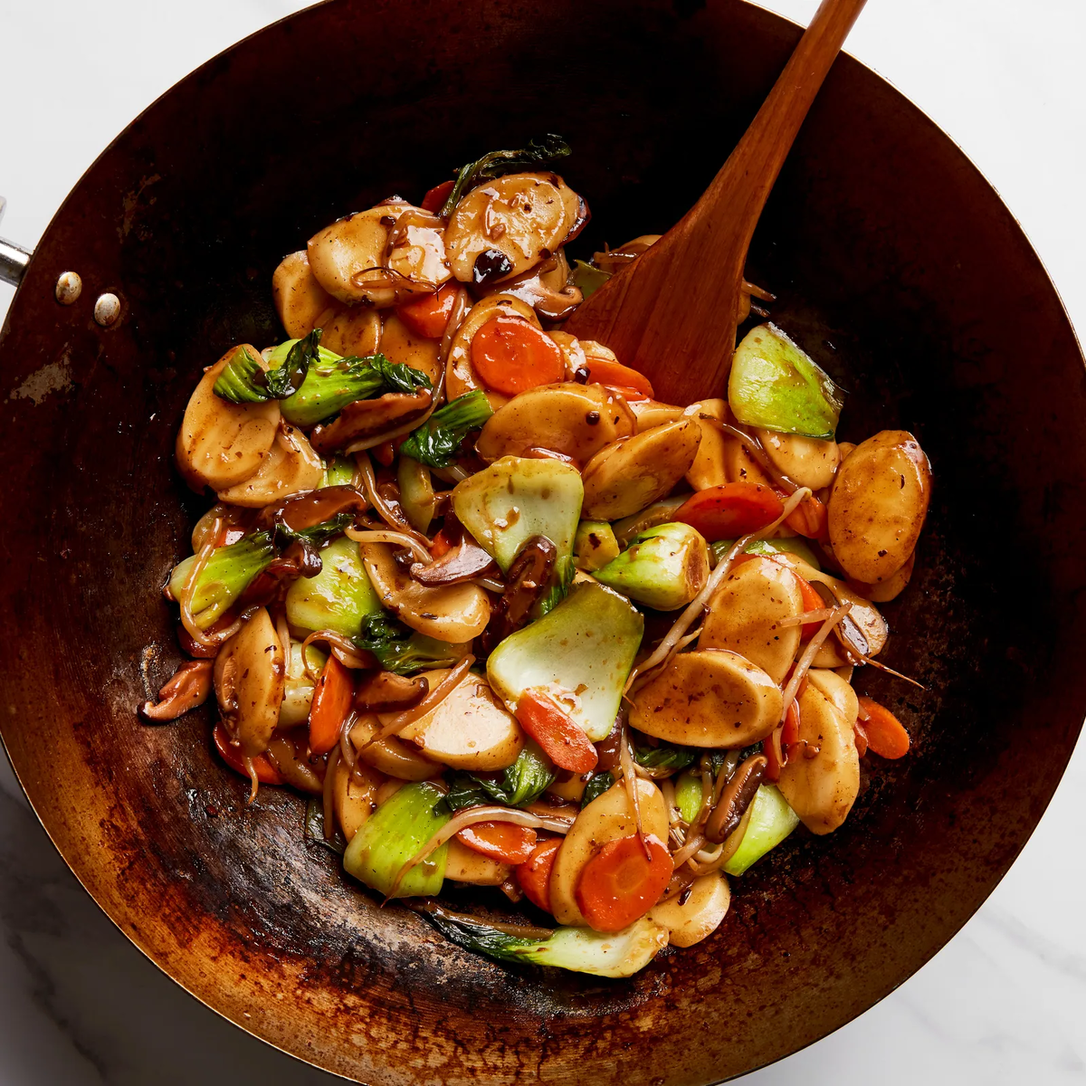 Вкуснейший вок с рисовыми палочками и овощным миксом
